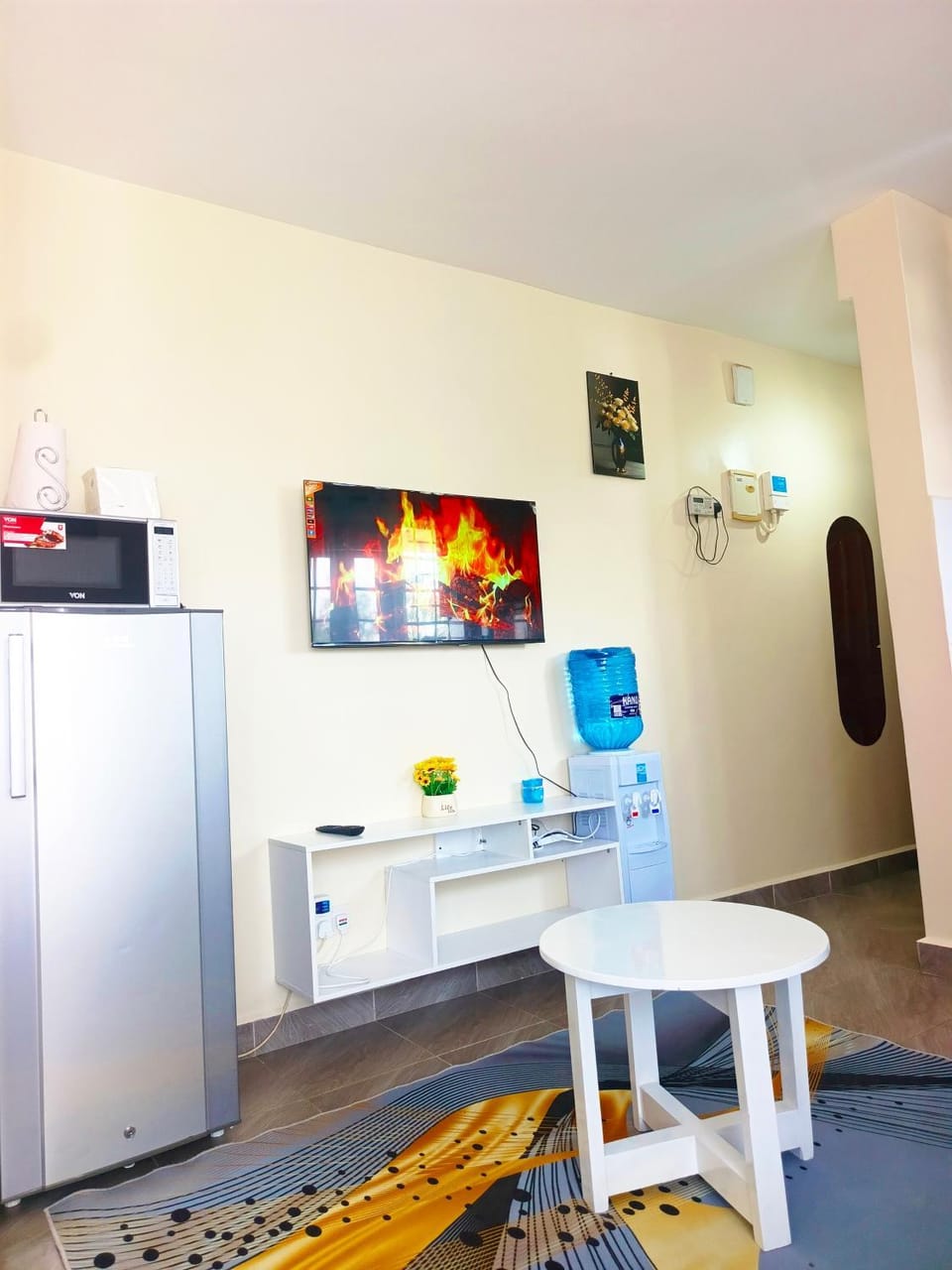 TV and multimedia, Dining area