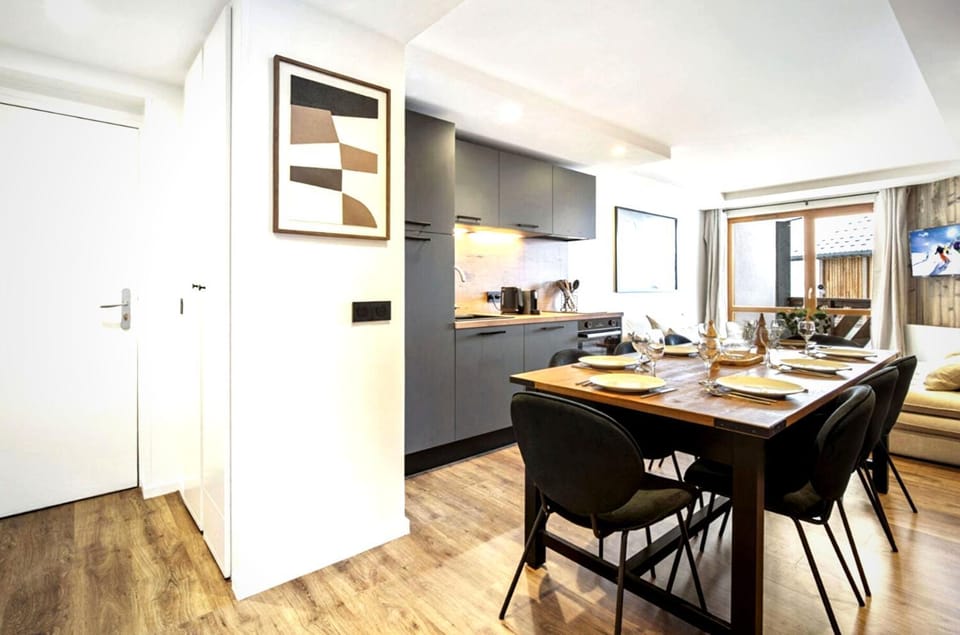 Apartment-Chalett just mins to slopes wifi House in Les Allues