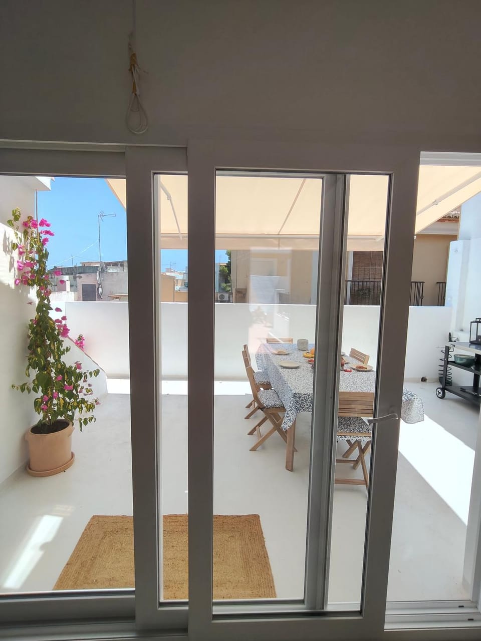 Spacious 4 bedroom townhouse with terraces and garage House in Xàbia