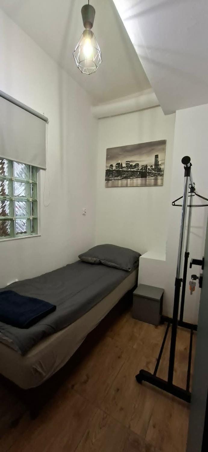 NINKA ROOMS - short stay Bielany Bed and Breakfast in Warsaw