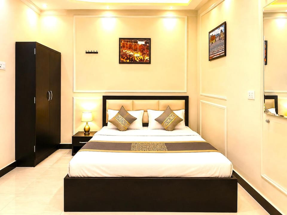 Bed, Photo of the whole room, Bedroom, wardrobe