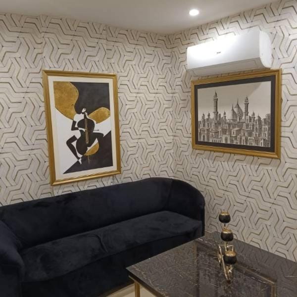 Rizco Heights Bahria Town, Plot 29, Dd Block Sector D Bahria Town, Lahore Apartment in Lahore