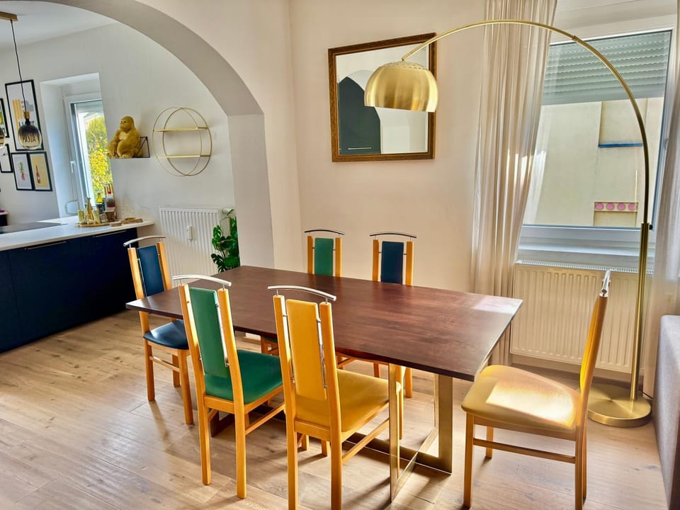 Stylish Premium Apartment with Balcony & AC Apartment in Villach
