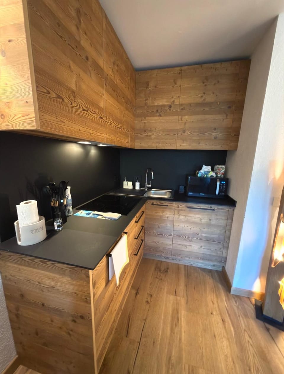 Kitchen or kitchenette