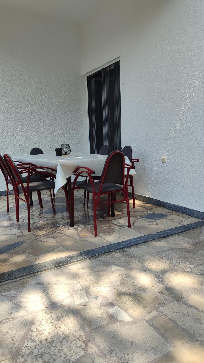 Patio, Day, Balcony/Terrace, Seating area