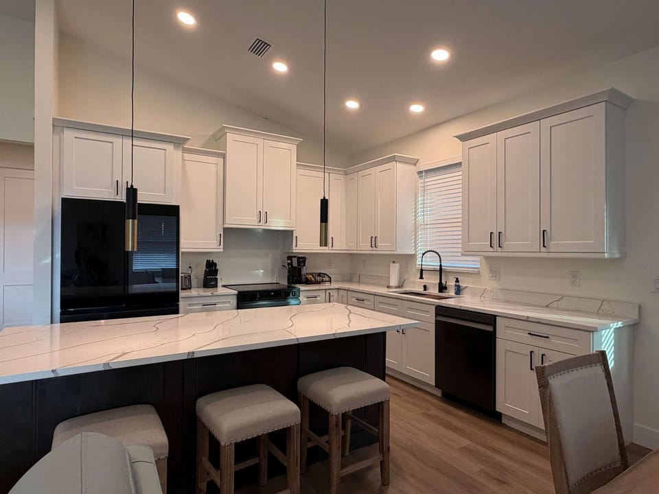 Coastal Golf Retreat Minutes to Beaches & Dining House in Rotonda West