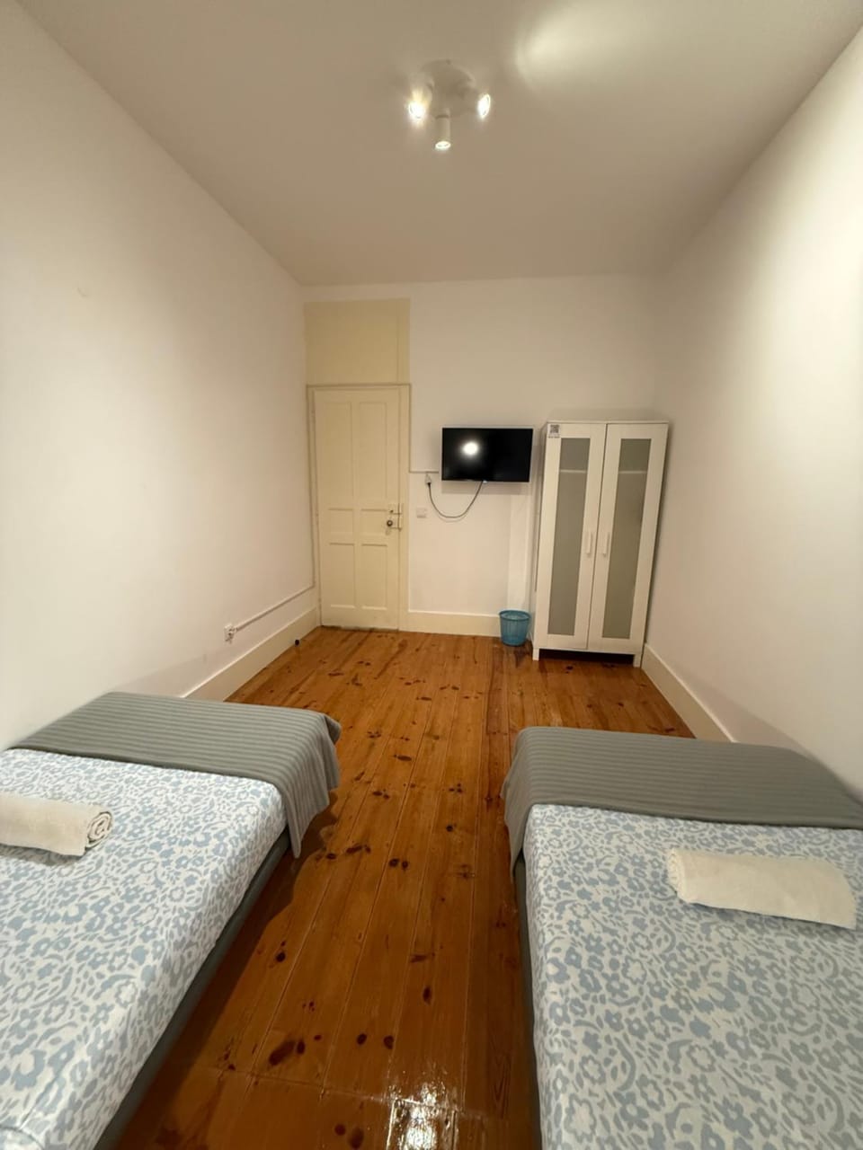 Gigi's Rooms TV Kitchen Bathroom City Center Vacation rental in Lisbon