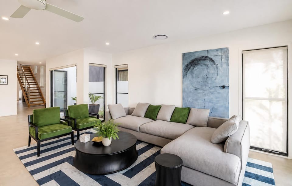 Living room, Photo of the whole room, Seating area