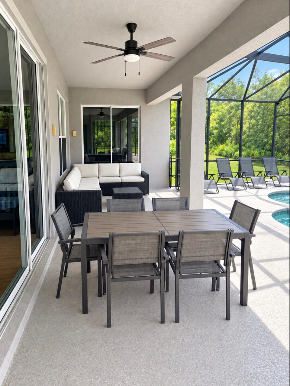 6BR Family Villa With Heated Pool Near Disney & Universal Villa in Poinciana