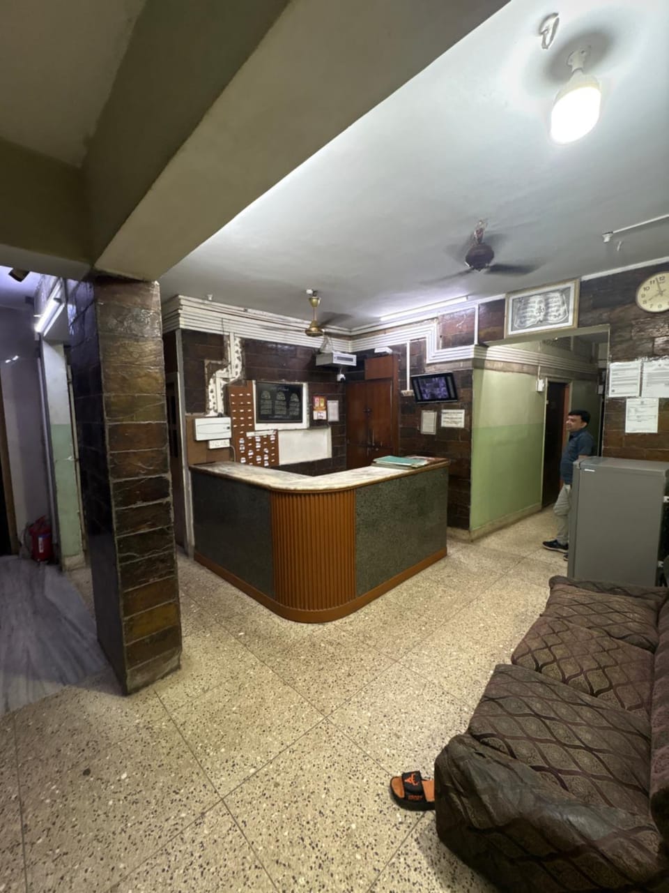 Cosmo Guest House Bed and Breakfast in Kolkata