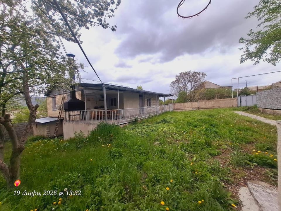 Property building, Spring, Day, Garden, Garden view