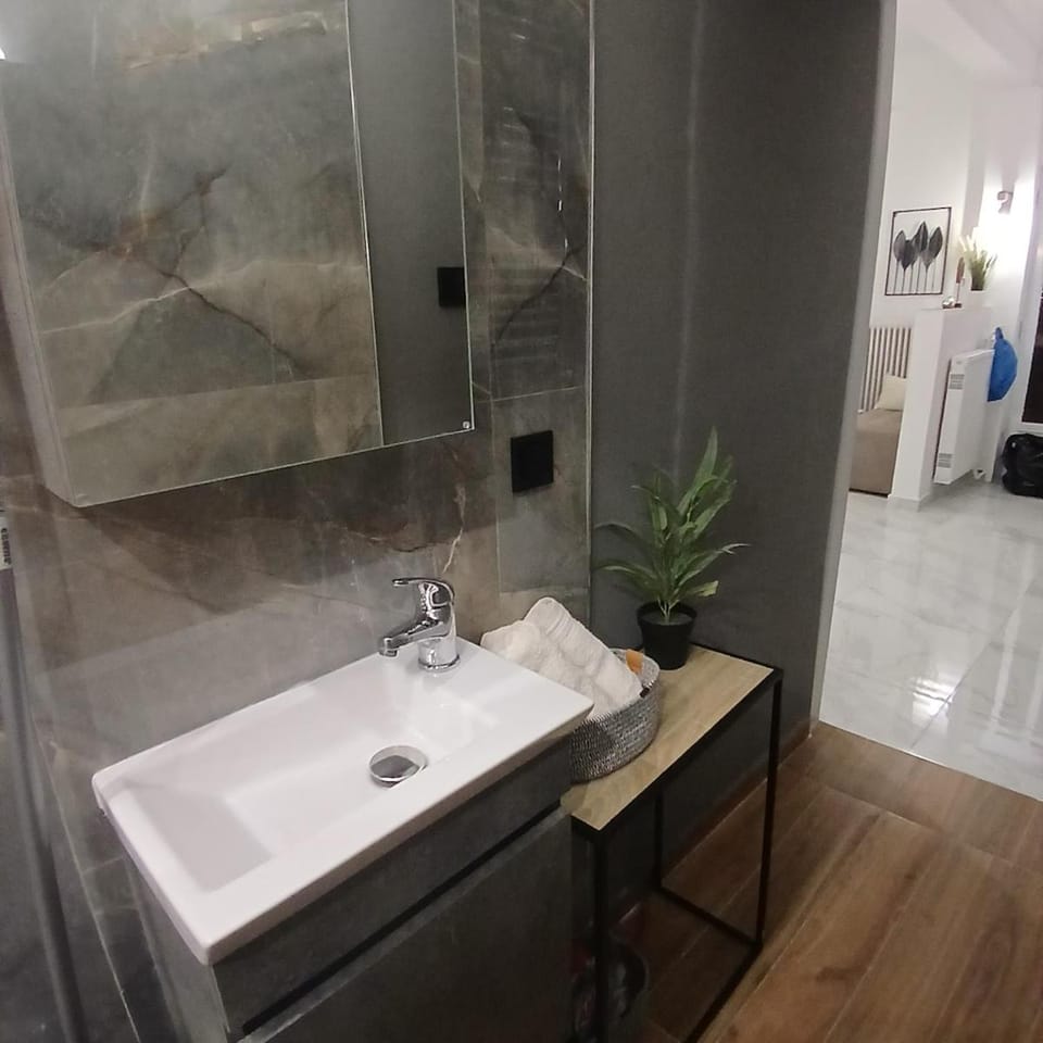 Aggeliki's House Apartment in Decentralized Administration of Macedonia and Thrace