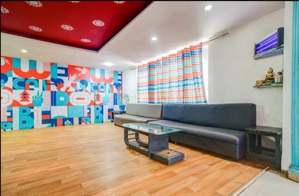 HOTEL INDRAPRASTHA AND SERVICE APPARATEMENt Hotel in India