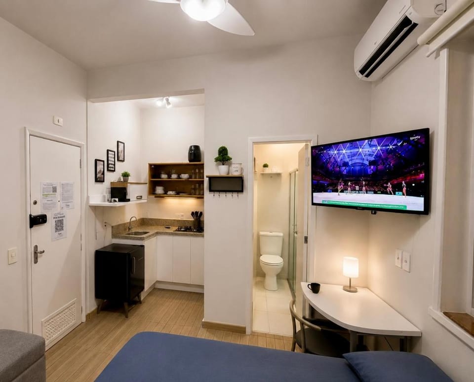 303 Leblon Apartment in Rio de Janeiro