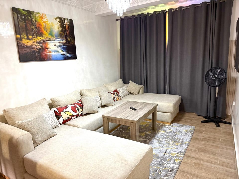 3-Bedroom Apartment with Terrace, 2 Baths & Fiber WiFi Apartment in Essaouira
