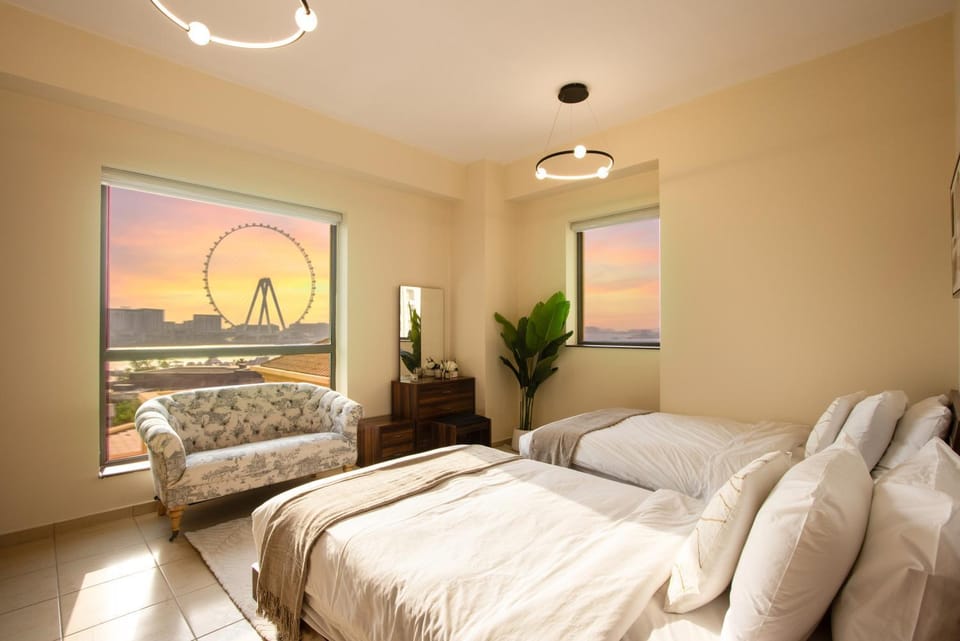 Bedroom, Landmark view