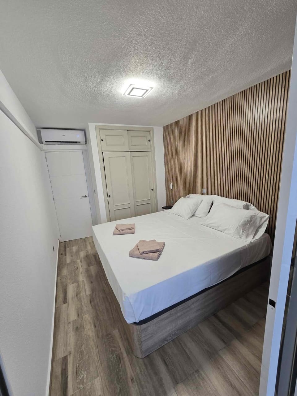 DANIEL Flat SWIMMING POOL BENIDORM LEVANTE Apartment in Benidorm