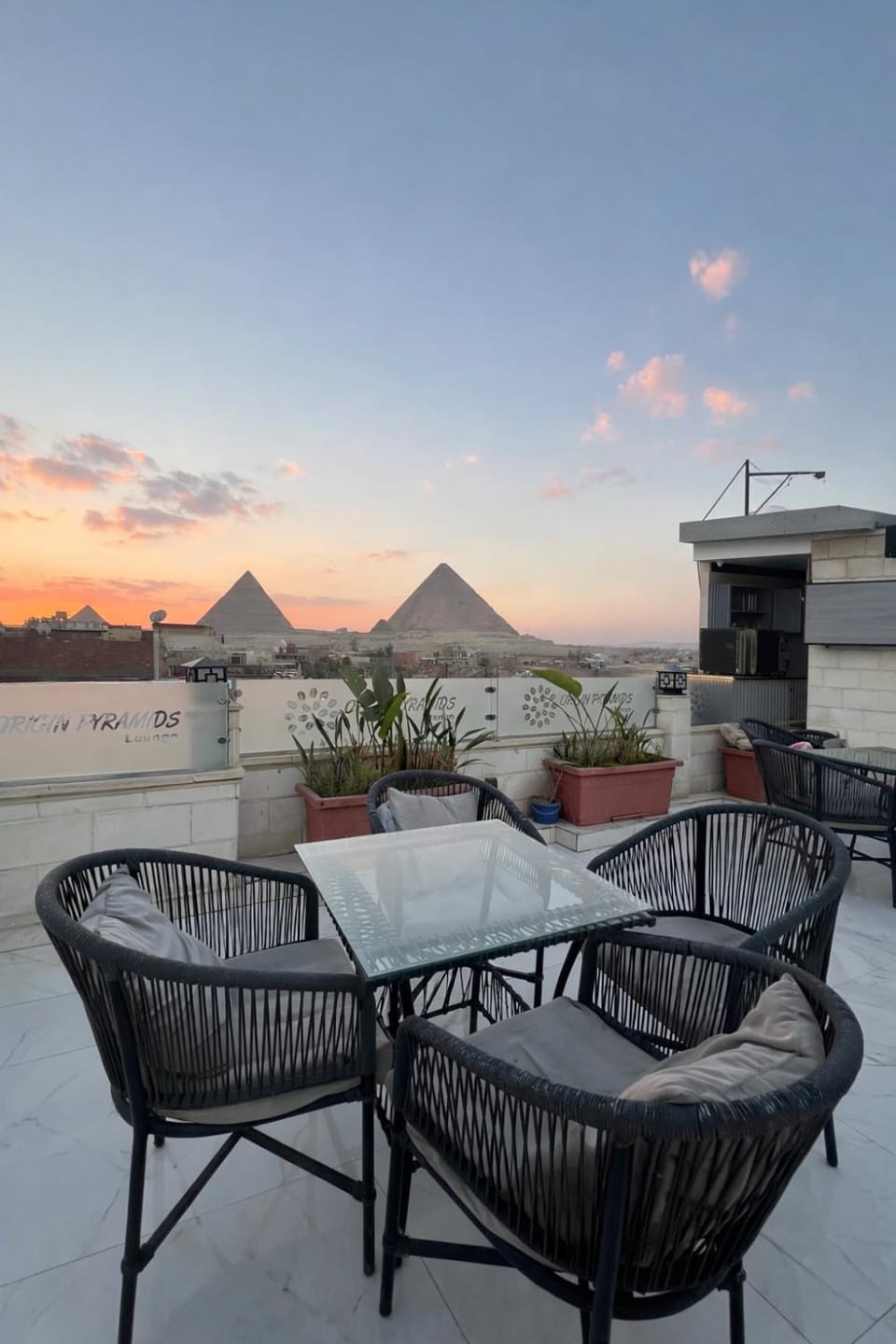 Patio, Day, Natural landscape, View (from property/room), Balcony/Terrace, Living room, Seating area, Dining area, Mountain view, Sunrise, Sunset