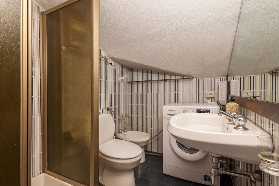 Trilocale alpino Giomein parcheggio privato davanti alle piste Apartment in Breuil-Cervinia