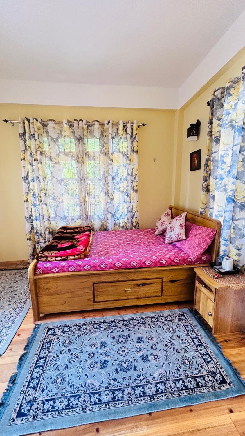 Seven Oaks Homestay Mirik Vacation rental in West Bengal