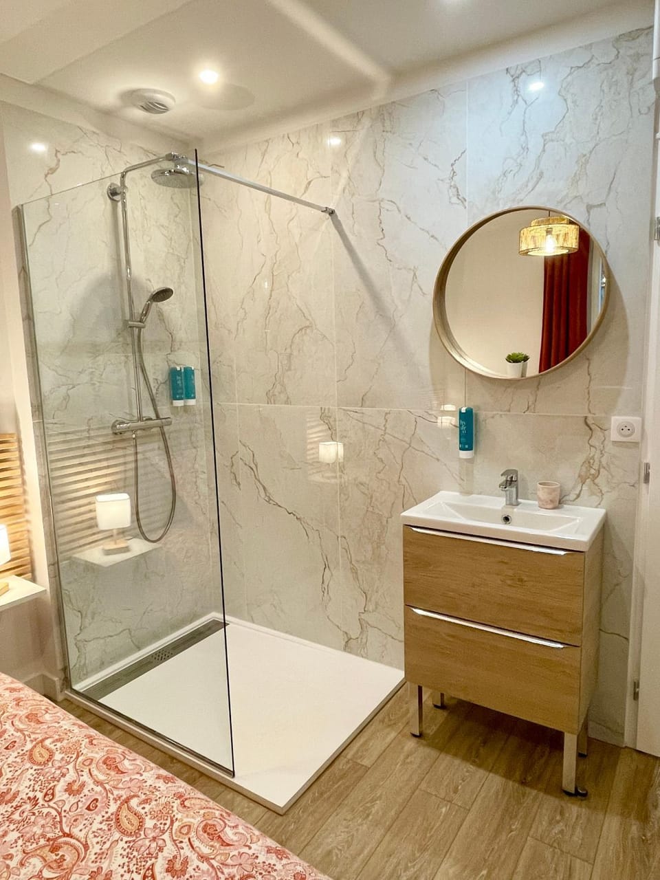 Shower, Bathroom