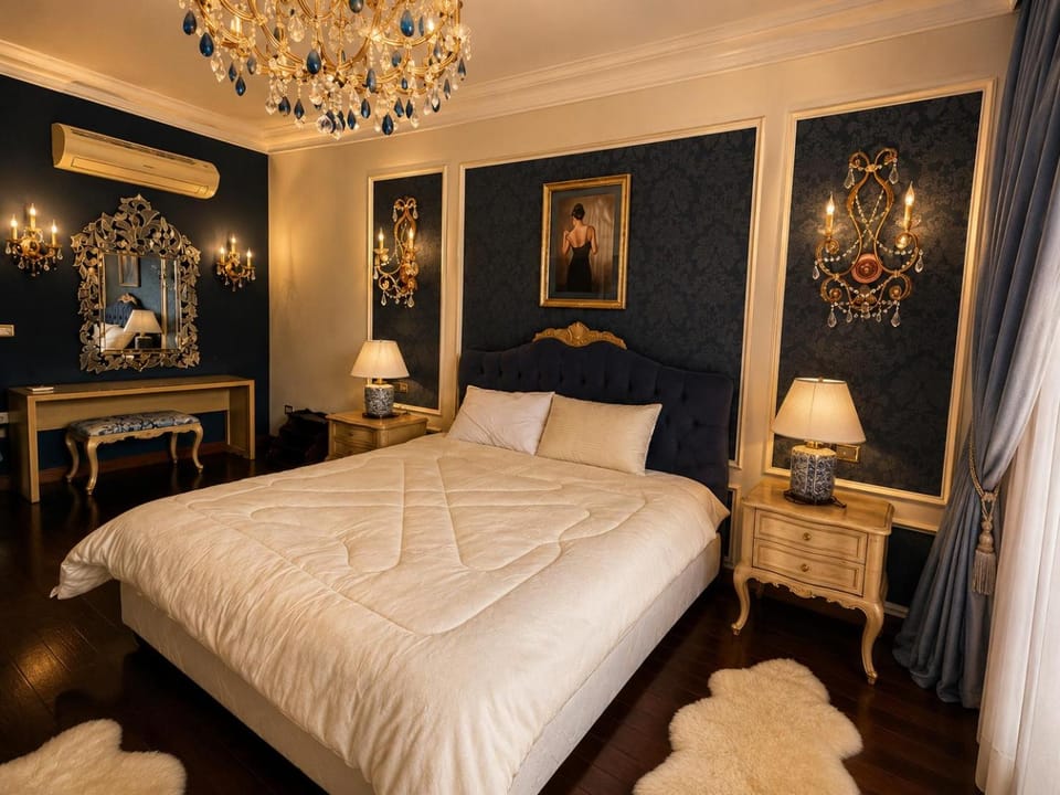 Bed, Photo of the whole room, Bedroom