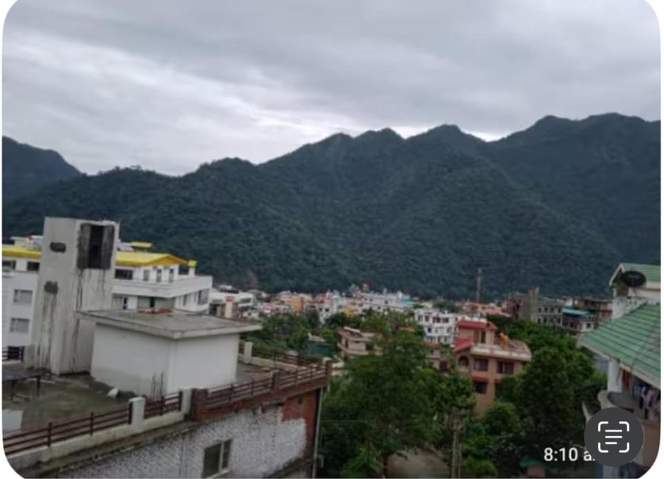 Deecon Valley City Escape 1BHK Lux Flat Tapovan Apartment in Rishikesh