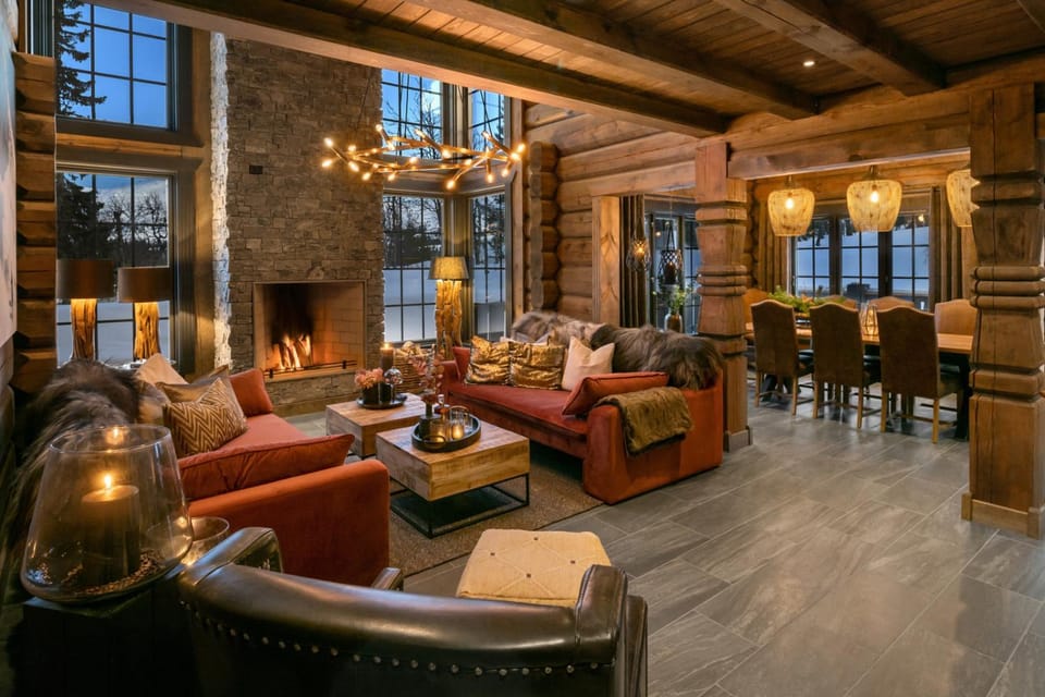 Exclusive Mountain Retreat Trysil Ski in out Villa in Innlandet