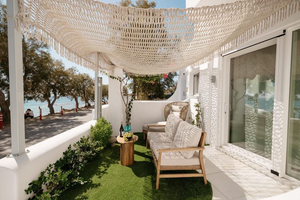 Day, Garden, Balcony/Terrace, Seating area, Sea view