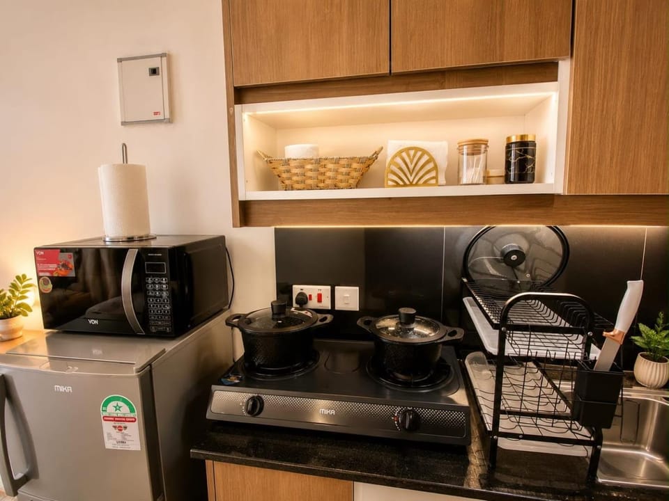 Modern Luxury Studio, Pool, WiFi and Self Check in Apartment in Nairobi