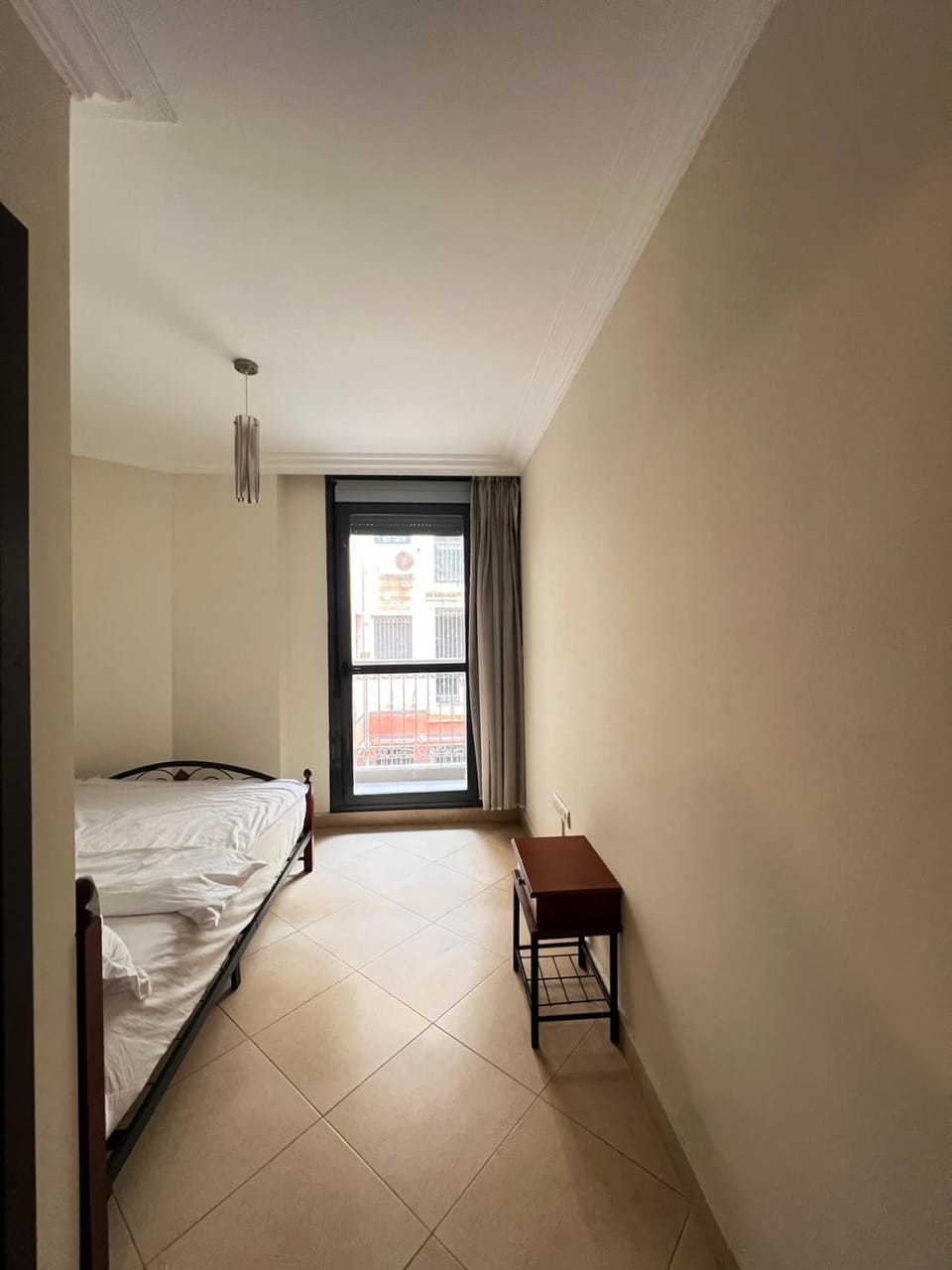 Spacious 3BR City Center Apt Near Beach - Wi-Fi Apartment in Casablanca-Settat