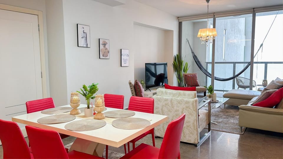 Amazing experience with ocean views on Balboa Ave 2 Apartment in Panama City, Panama