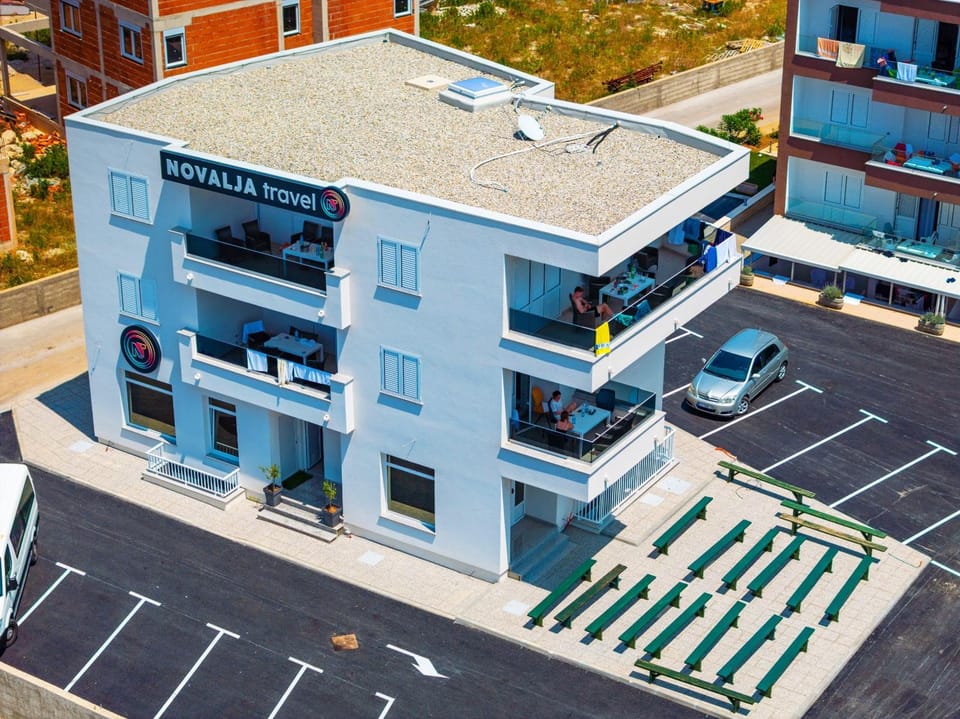 CC Deluxe Villa RyNoV with Sea View Apartment in Novalja
