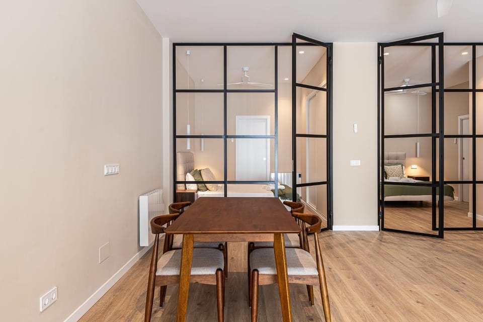 Waou Essence III Tetuán - Corta Duración Apartment in Madrid
