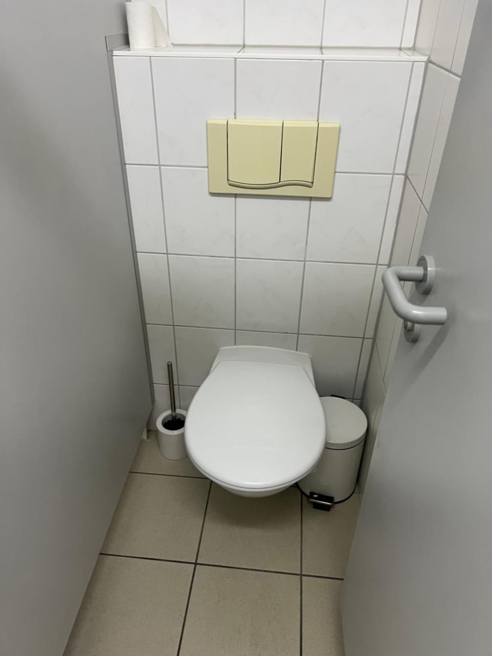 Julie Familie Zimmer mit 5 Betten und PrivatBad Apartment in Berlin