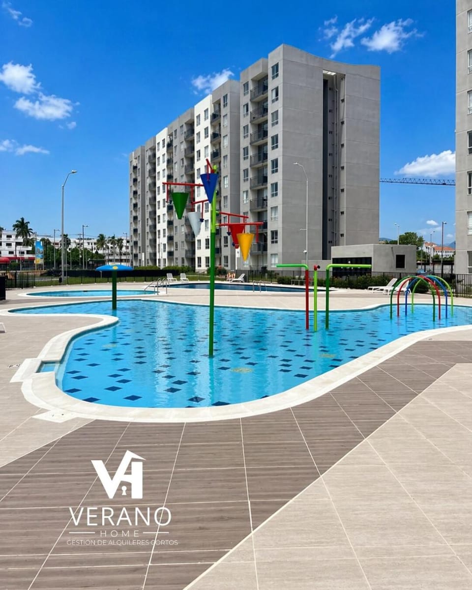 Pool view, Swimming pool