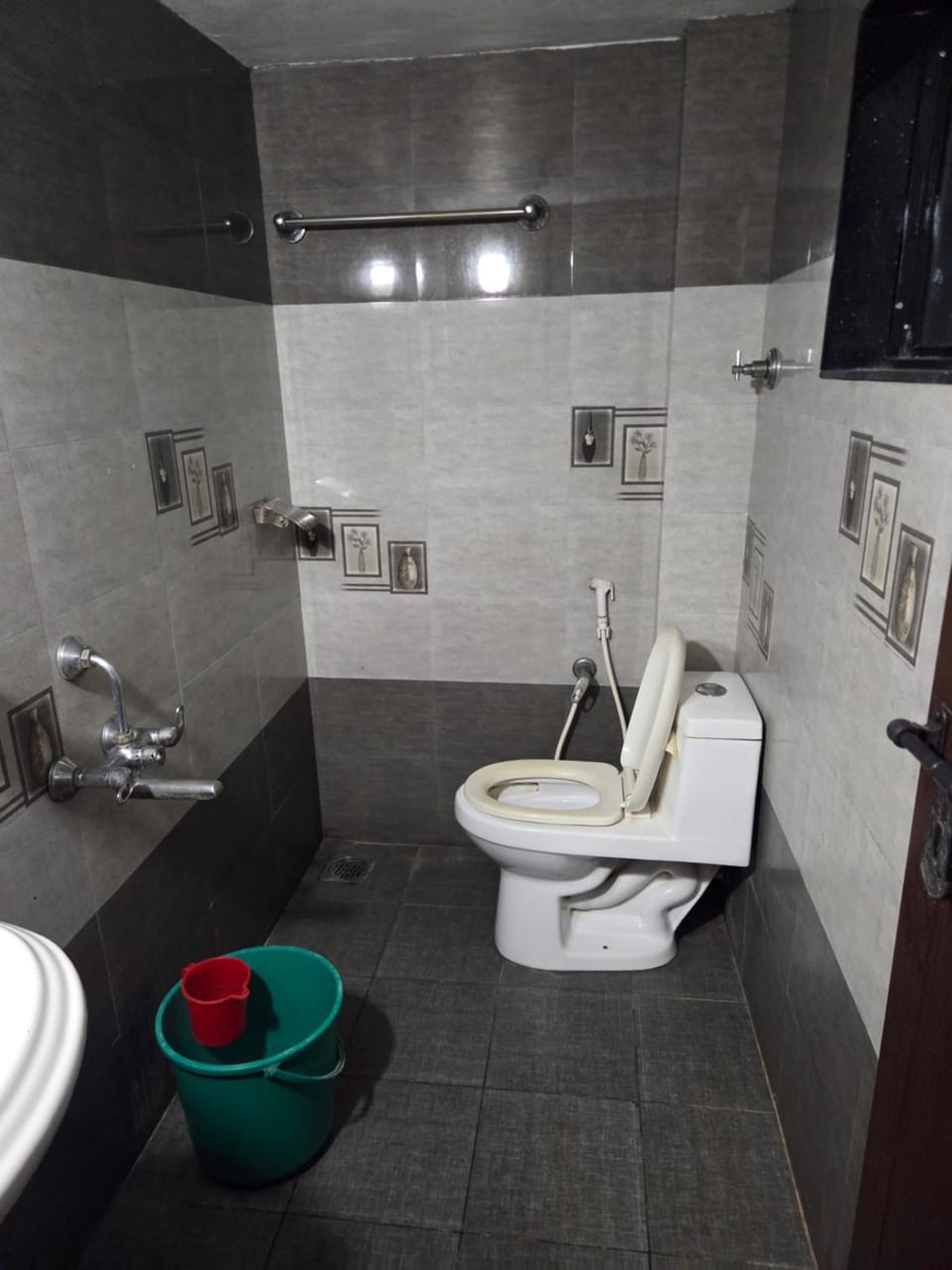 Toilet, Bathroom
