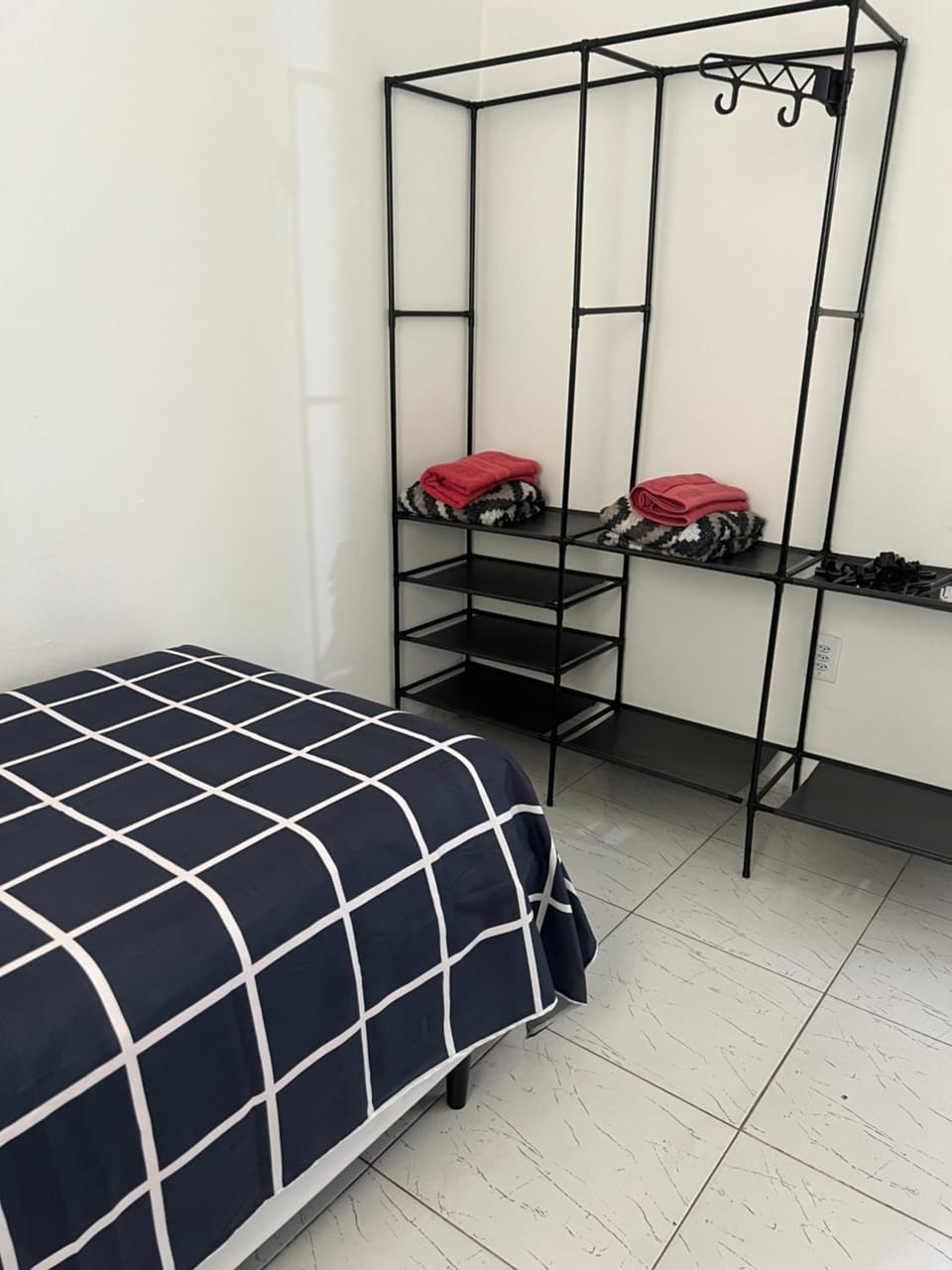 Casa completa para grupo familiar ou trabalhadores comporta tranquilamente seis hóspedes em 2 quartos e 1 Suite House in Itupeva