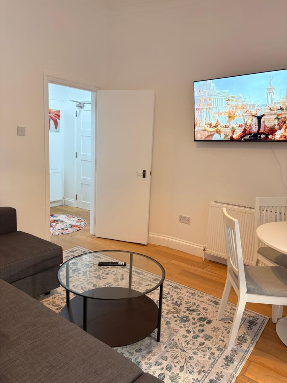 Highbury & Islington Stay Apartment in London Borough of Islington