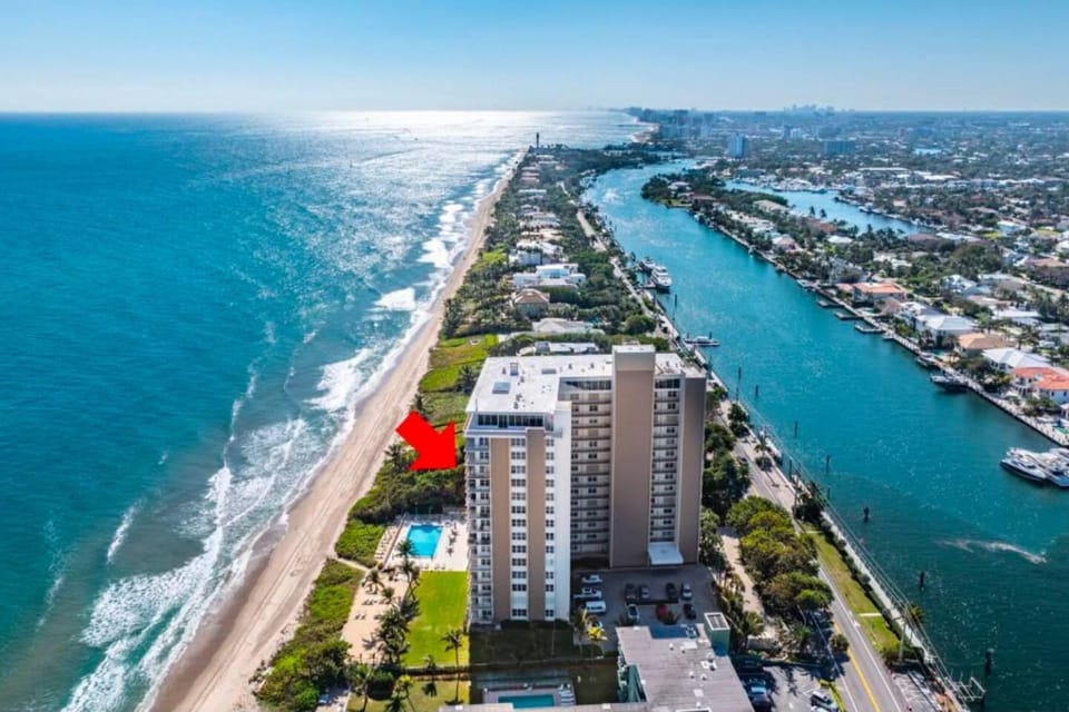 Millionaire's Mile 2BR l Ocean & Intracoastal Vacation rental in Hillsboro Beach