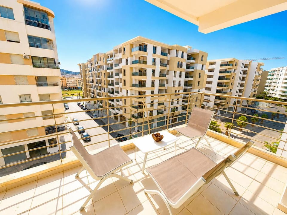 Appartement à Prestigia avec Wifi 100 Mo et Parking Apartment in Fes