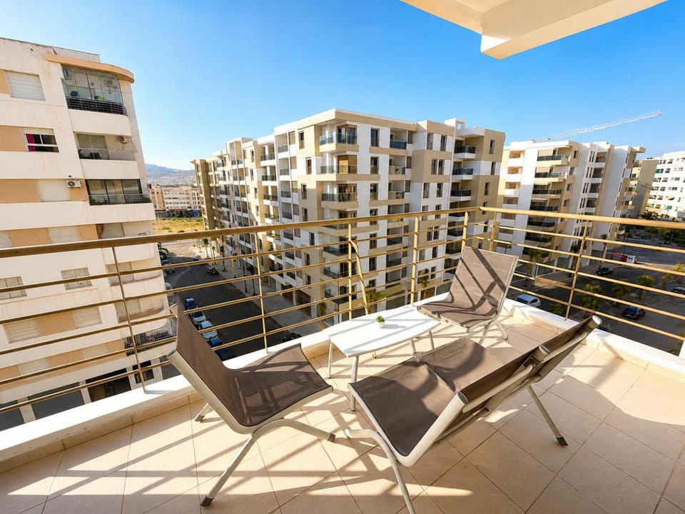 Appartement à Prestigia avec Wifi 100 Mo et Parking Apartment in Fes