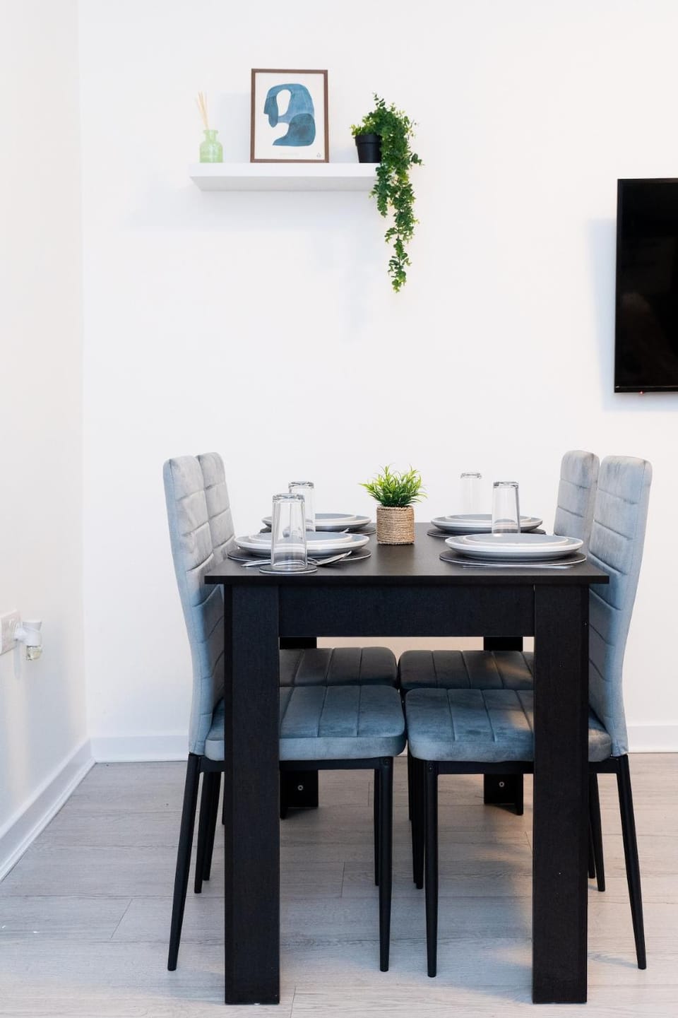 Spacious 4 Bedroom house in Leeds - Sleeps 7 Apartment in Leeds