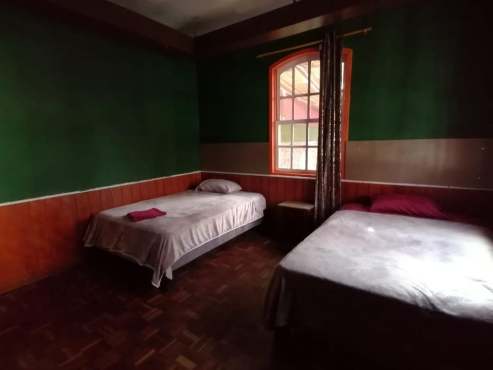 Hostal Piscis Bed and Breakfast in Quito