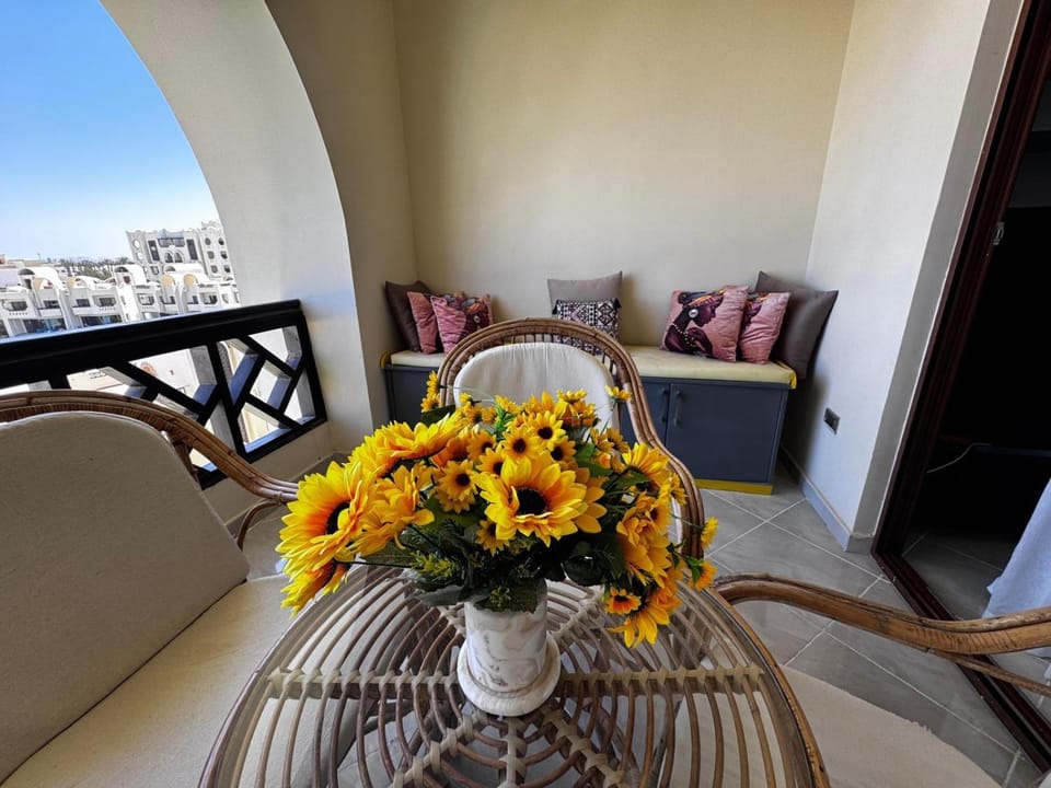Joyful and unique sea view 5 star hotel apartment not for Egyptian Apartment in Hurghada