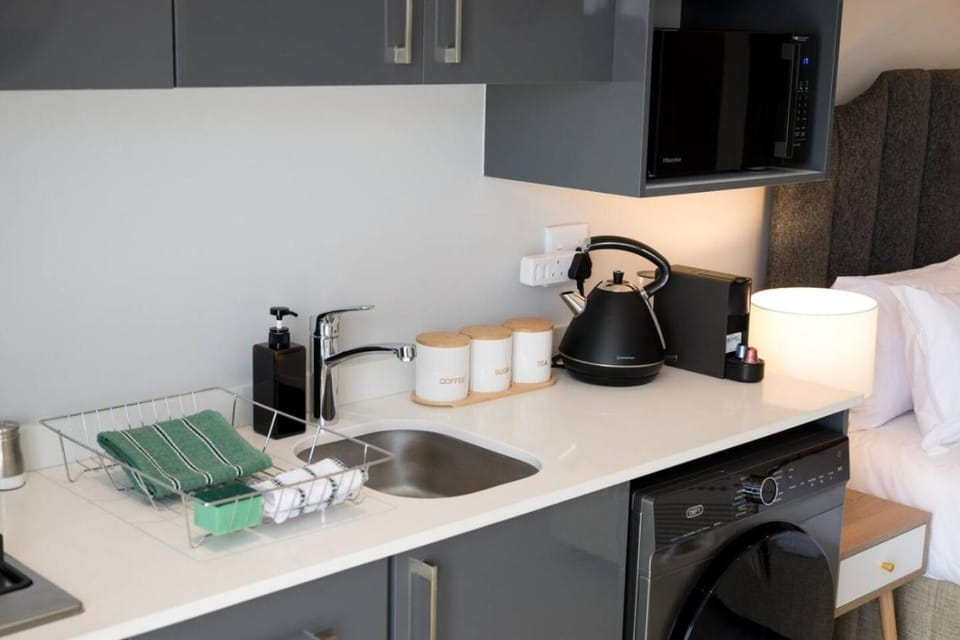 Coffee/tea facilities, Kitchen or kitchenette, minibar