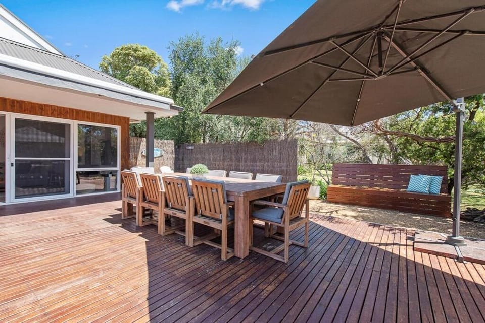 Millos by the Sea - close to Koonya Beach House in Melbourne Road