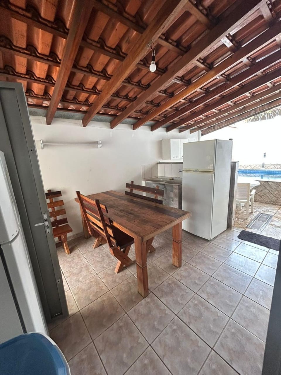 Casa com Piscina Privativa e 3 Quartos 1 Suíte- Pet Friendly e Garagem no Centro House in State of São Paulo