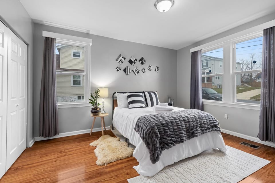 Bed, Other, Bedroom
