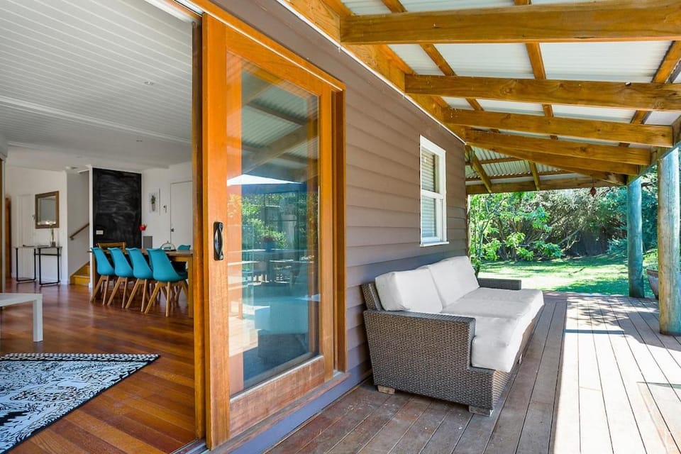 Sea Brim- all year round heated pool pet friendly House in Fingal